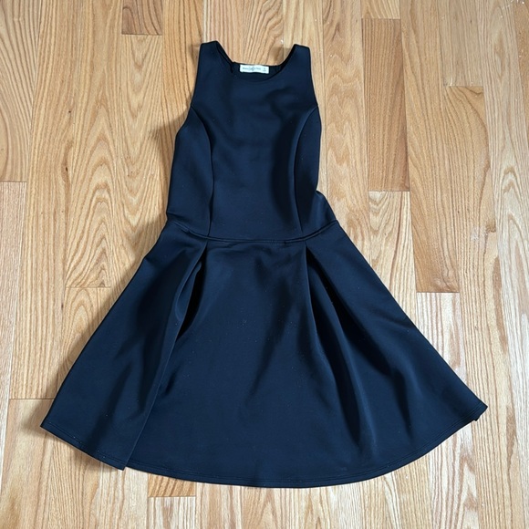 Abercrombie & Fitch Scuba Skater Dress - Picture 1 of 5